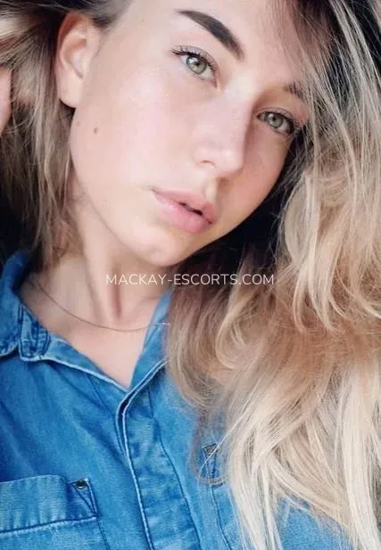 Mackay escorts Jillian — 5