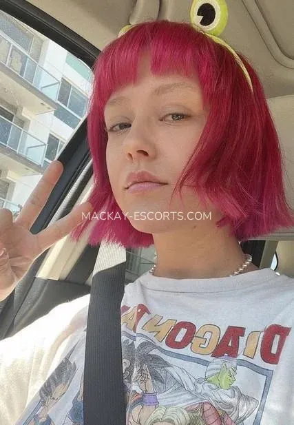 Mackay escorts Kristina — 4