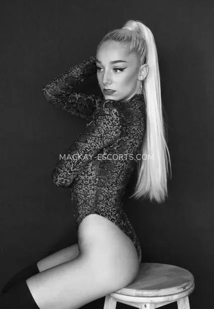 Mackay escorts Natacha — 3