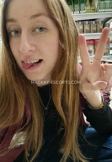 Mackay escorts Kira — 5