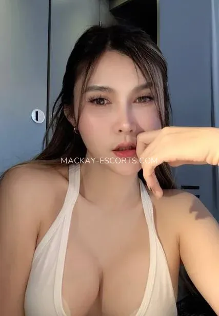 Mackay escorts Nevaeh — 6