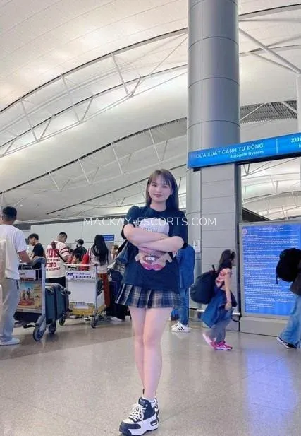 Mackay escorts Atocha — 3