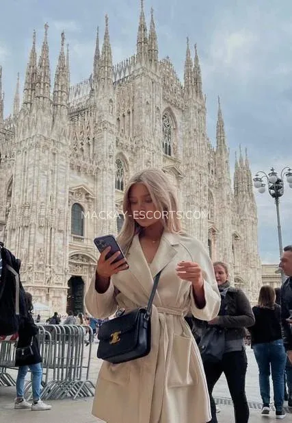 Mackay escorts Viktoria — 1