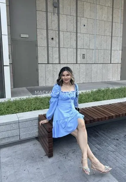 Mackay escorts Emma — 6