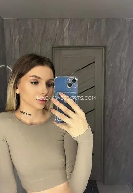Mackay escorts Mackenzie — 1