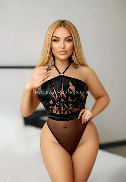 Mackay escorts Kristina — 4