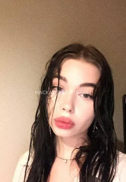 Mackay escorts Helen — 1