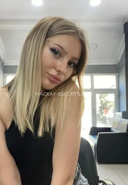 Mackay escorts Esmeralda — 4
