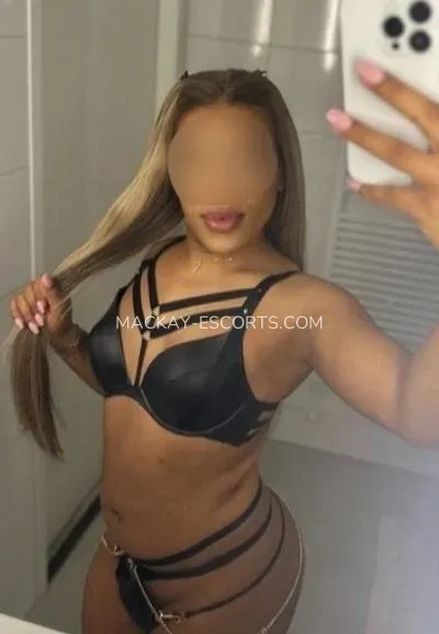 Mackay escorts Julia — 3