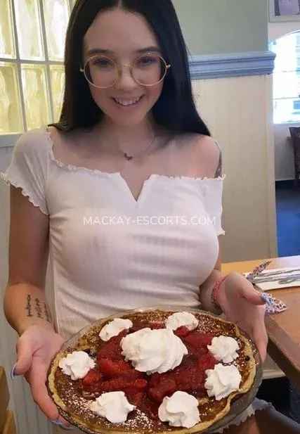 Mackay escorts Kathryn — 3