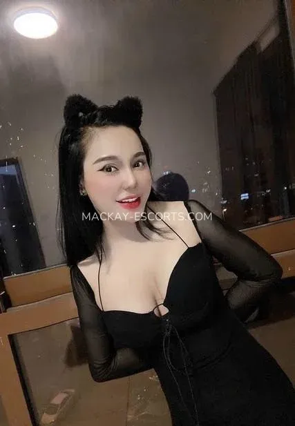 Mackay escorts Victoria — 4