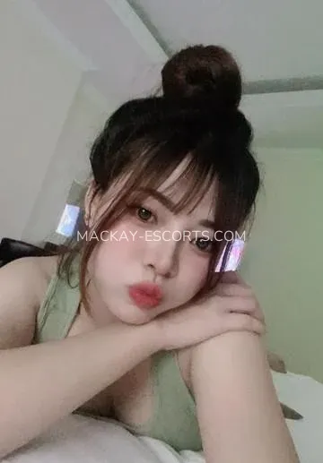 Mackay escorts Cristina — 1