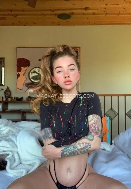 Mackay escorts Anette — 4