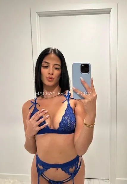 Mackay escorts Kylie — 4