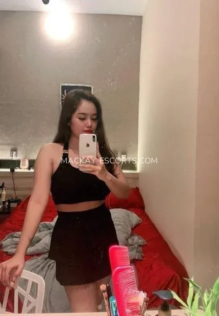 Mackay escorts Yvonne — 4