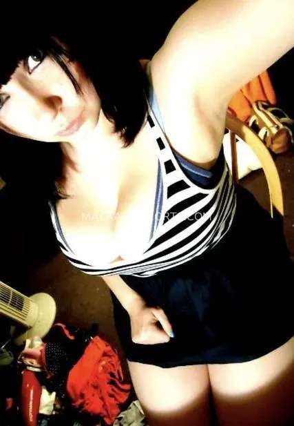 Mackay escorts Mackenzie — 1