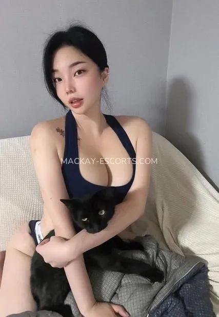 Mackay escorts Amy — 3