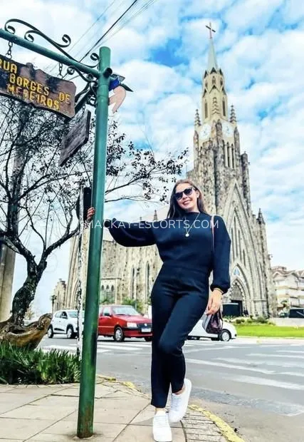 Mackay escorts Agnes — 2