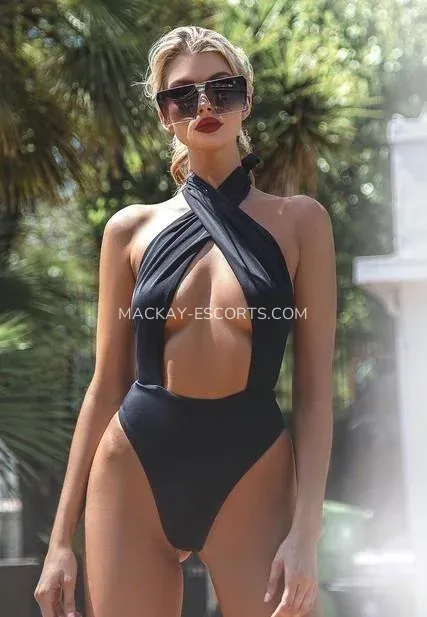 Mackay escorts Nicole — 1