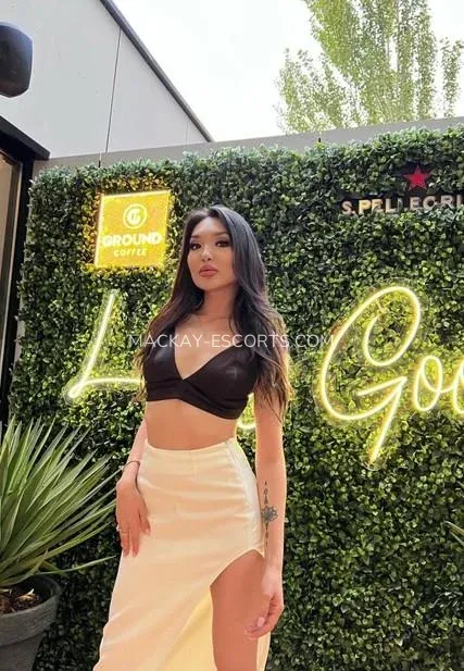 Mackay escorts Sadie — 5