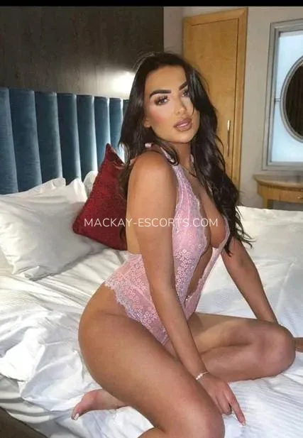 Mackay escorts Chelsea — 3