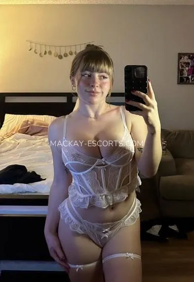Mackay escorts Macy — 2