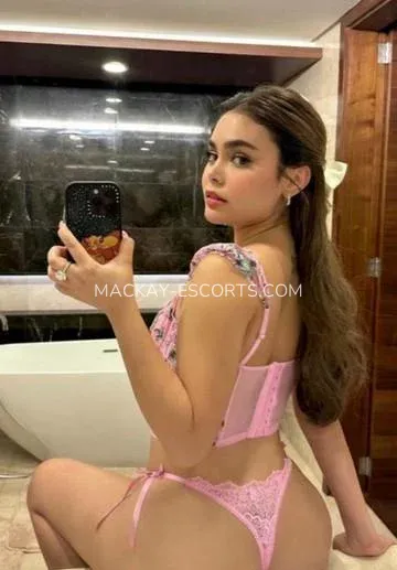 Mackay escorts Ellinor — 3