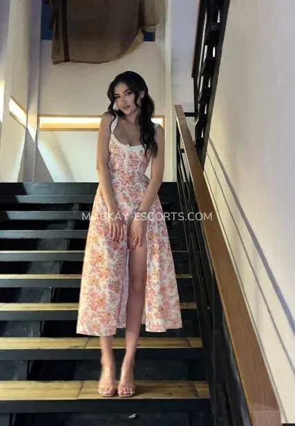 Mackay escorts Alondra — 5