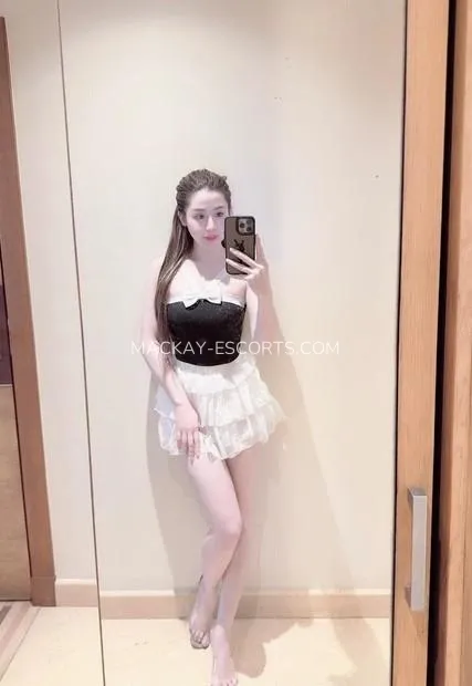 Mackay escorts Haylee — 2