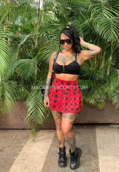 Mackay escorts Mafalda — 5