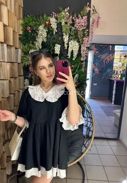 Mackay escorts Kerstin — 5