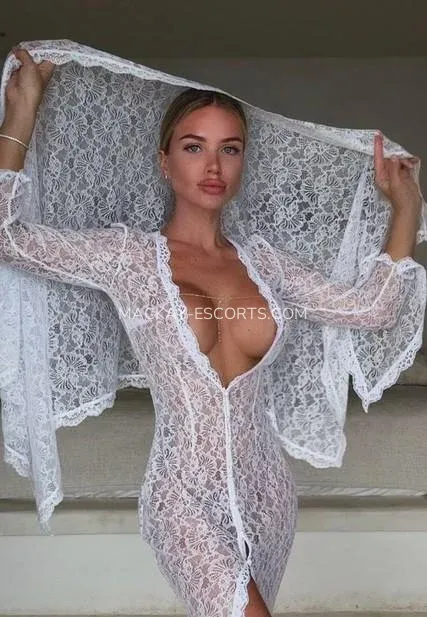 Mackay escorts Iliane — 5