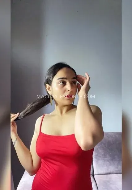 Mackay escorts Vera — 1