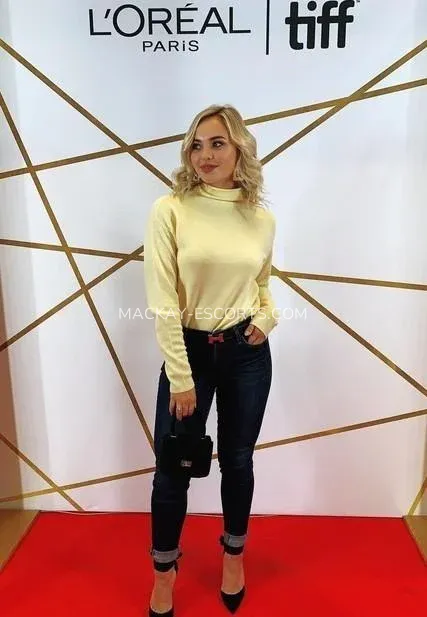 Mackay escorts Johanna — 4