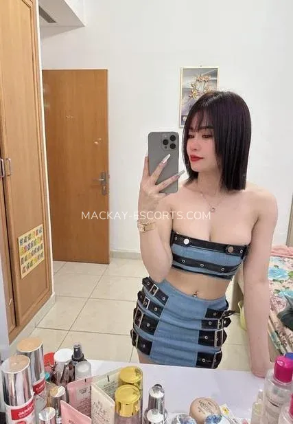 Mackay escorts Megan — 6