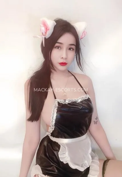 Mackay escorts Nadia — 2