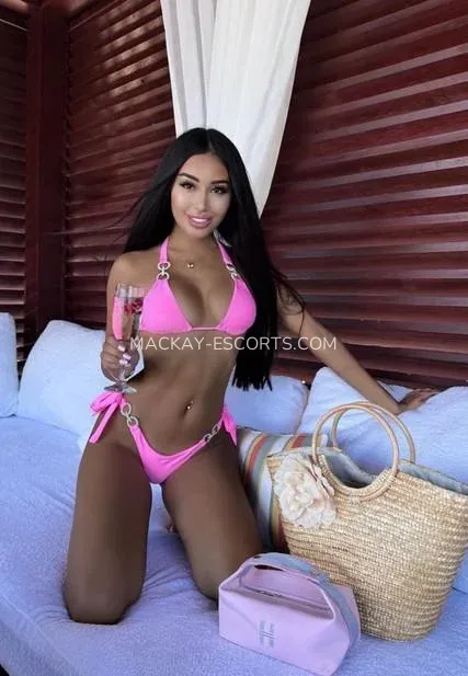 Mackay escorts Anette — 9