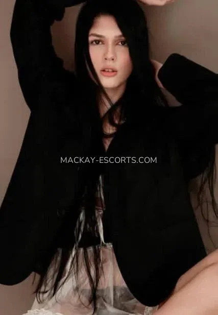 Mackay escorts Elise — 7