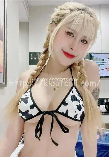 Mackay escorts Alexandra — 4