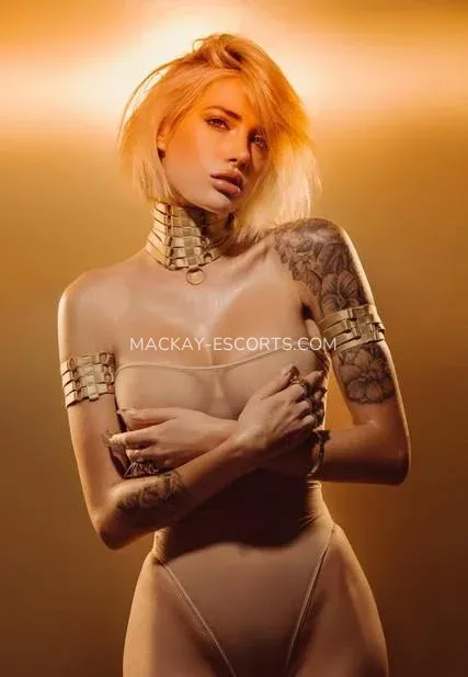Mackay escorts Hanna — 5