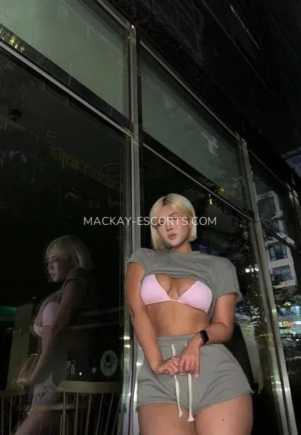 Mackay escorts Elizabeth — 4