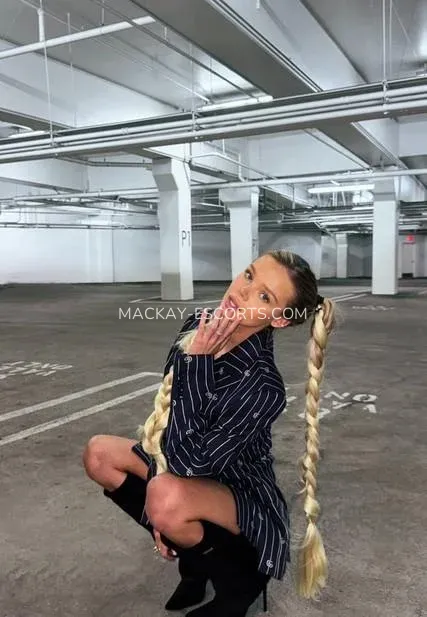 Mackay escorts Zoey — 3