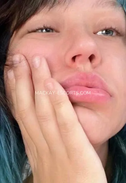 Mackay escorts Louise