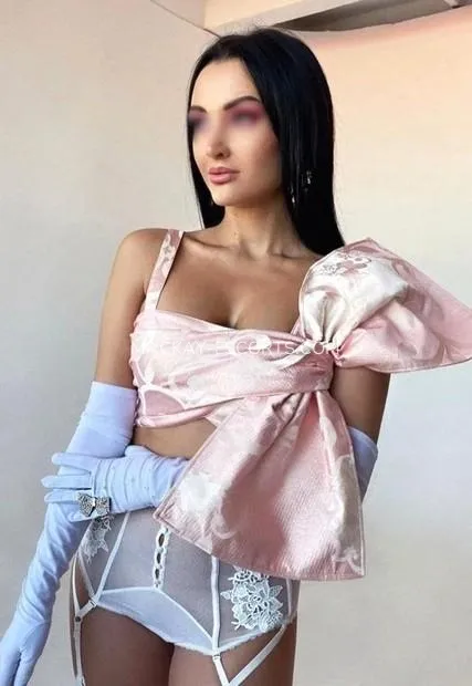 Mackay escorts Lena — 2