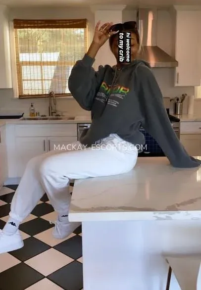 Mackay escorts Miranda — 3