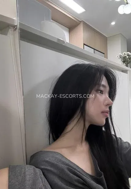 Mackay escorts Linda — 3