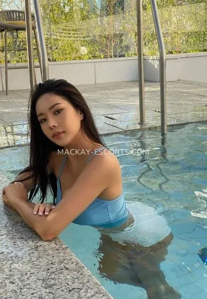 Mackay escorts Leah — 7