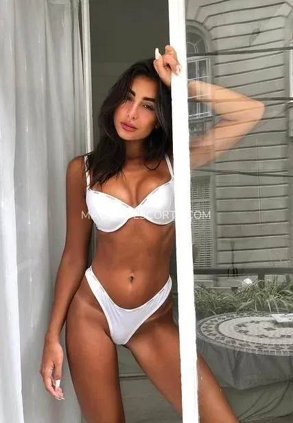 Mackay escorts Kylee — 6