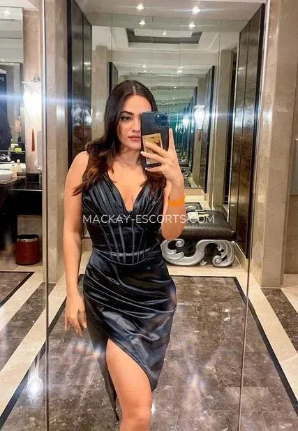 Mackay escorts Makenzie — 3