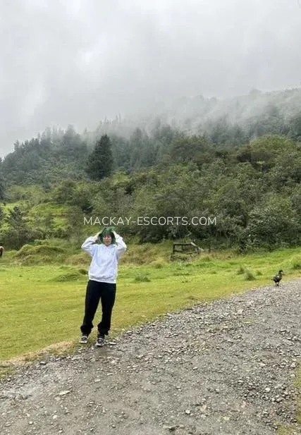 Mackay escorts Iliane — 6